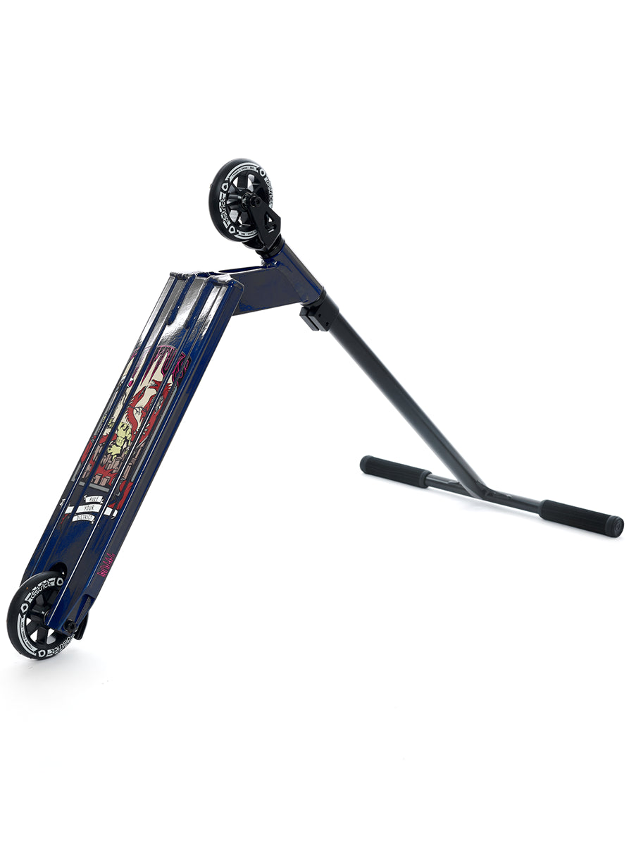 District Titus Pro Scooter