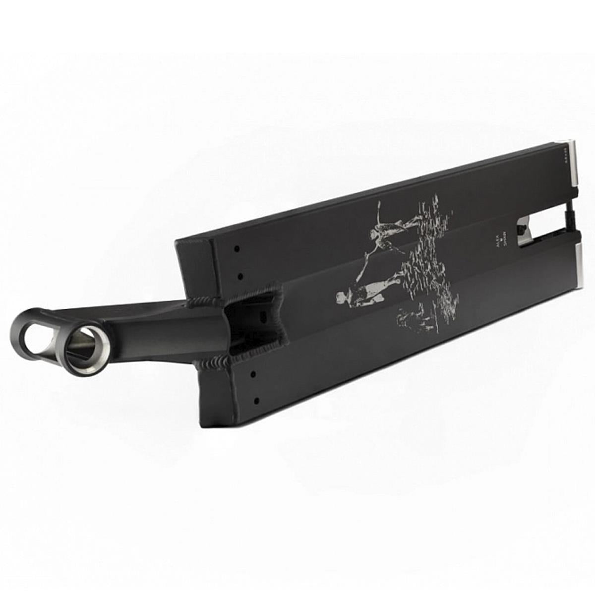 Trust Alex Shaw Signature V2 Deck - 6.7" Wide