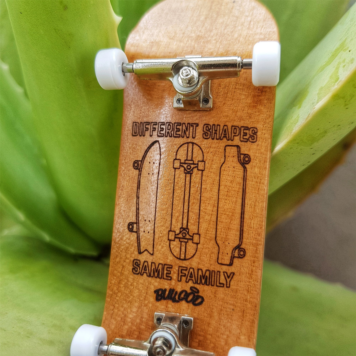 BullGod Pro Fingerboard Complete - Skate Family