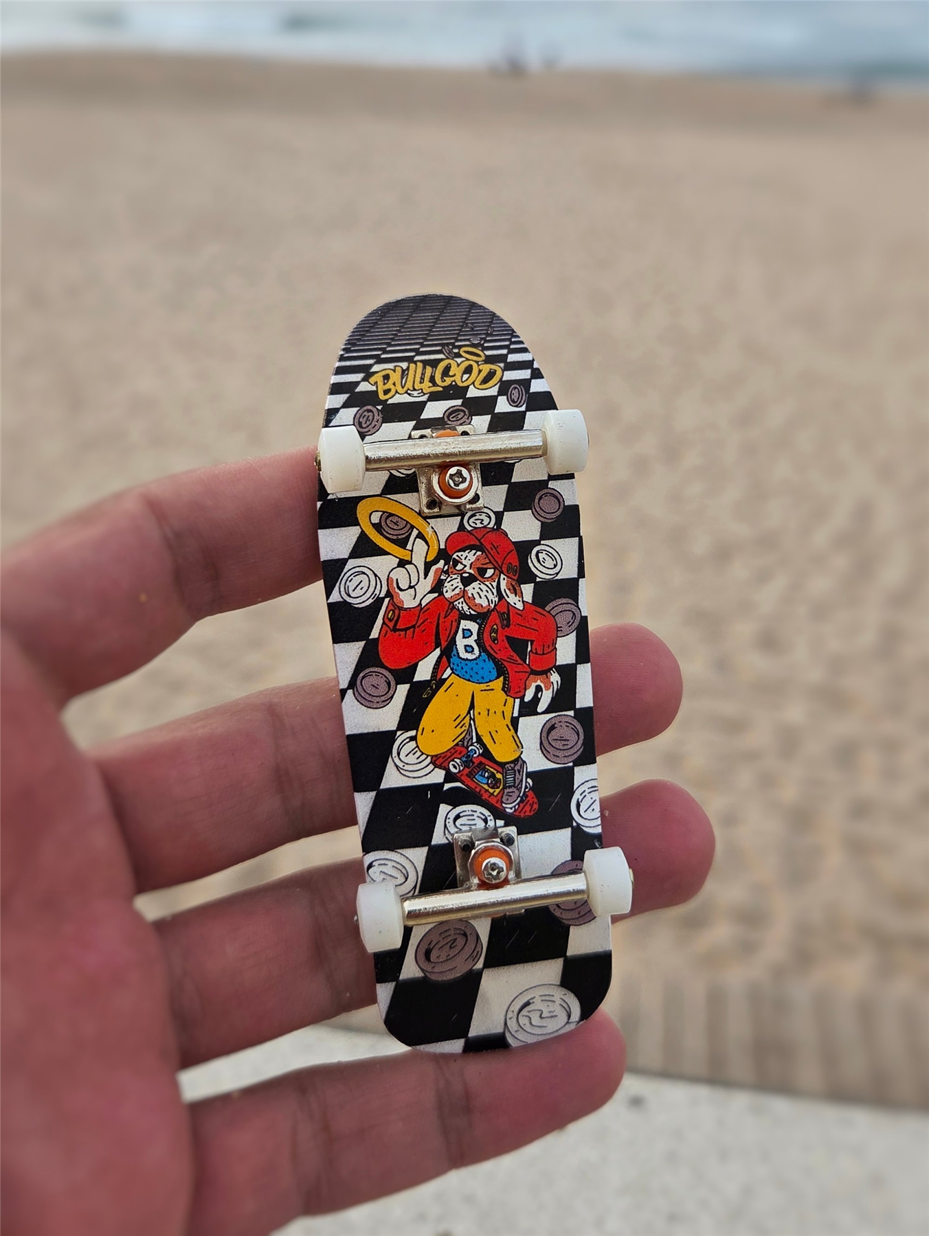 BullGod Old School Fingerboard Complete - Black Checkers