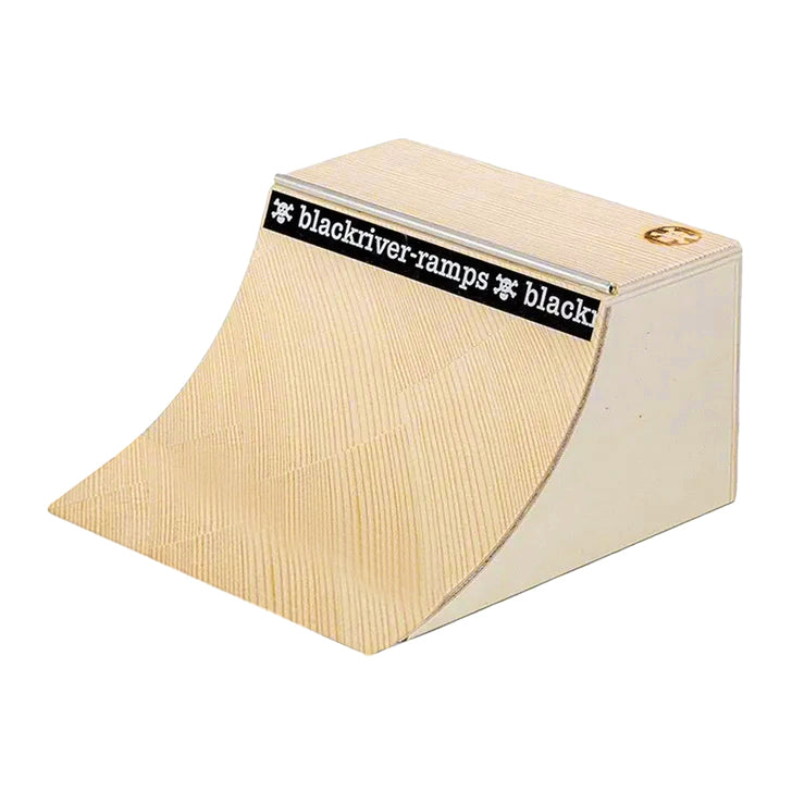 Fingerboard top ramps