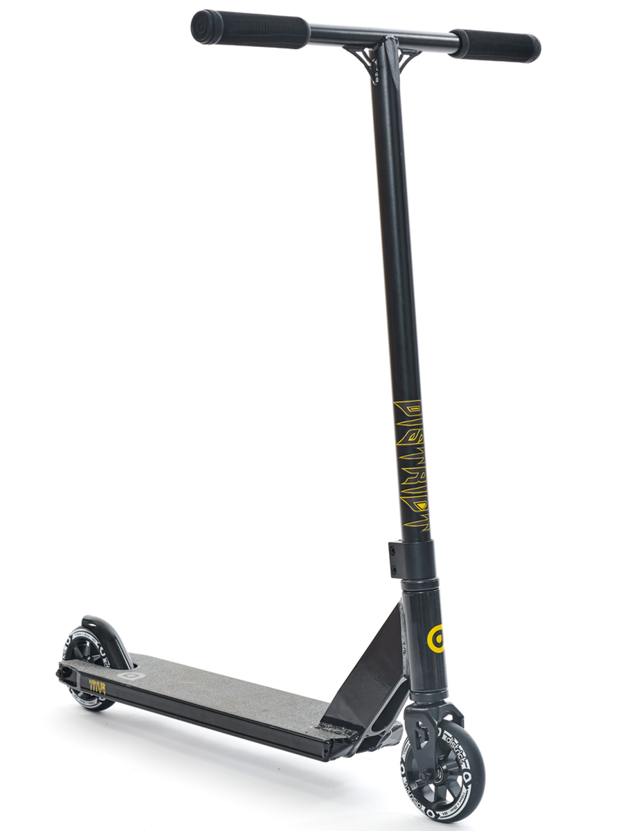 District Titus Pro Scooter – The Vault Pro Scooters