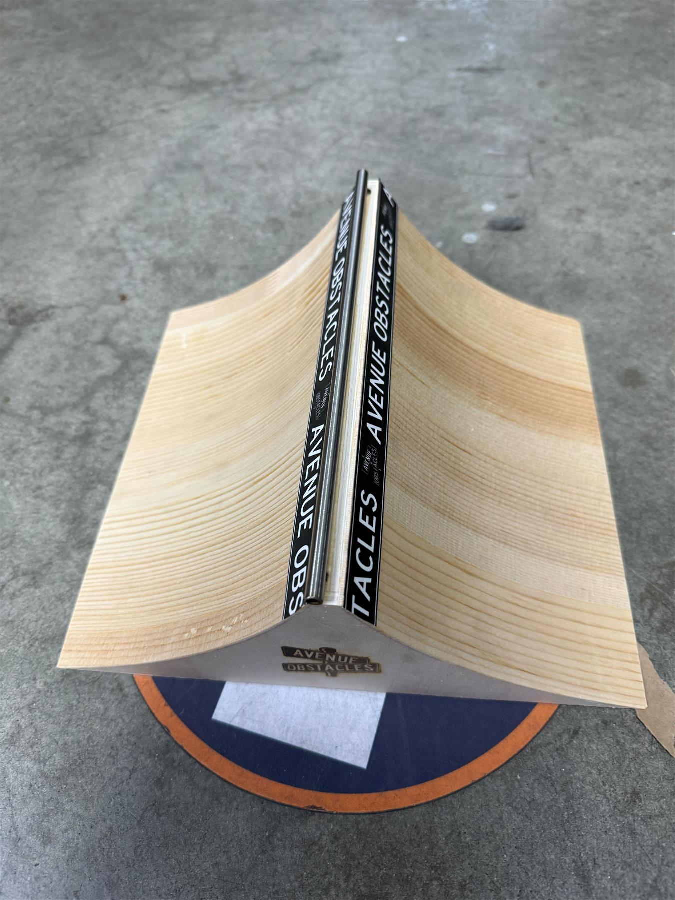 Clearance Avenue Fingerboard Ramp - Spine Transfer