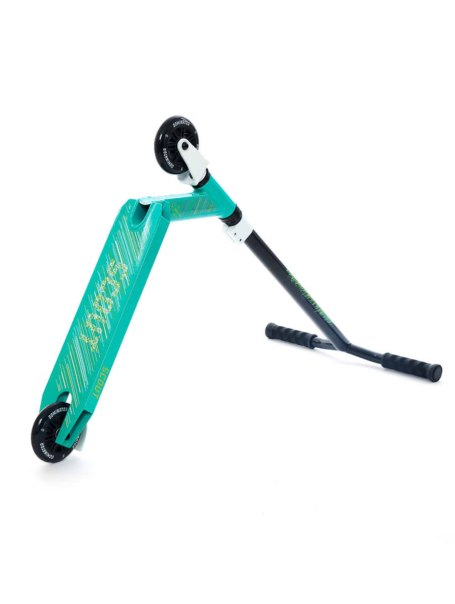 Dominator Scout Pro Scooter