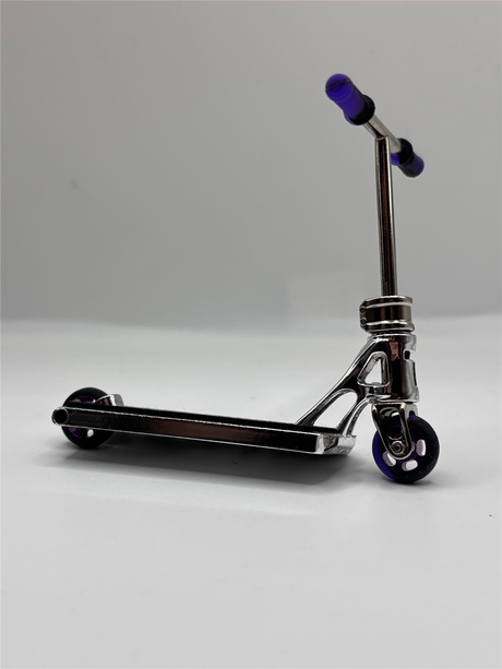 Tail Whip PRO V2 Street Finger Scooter