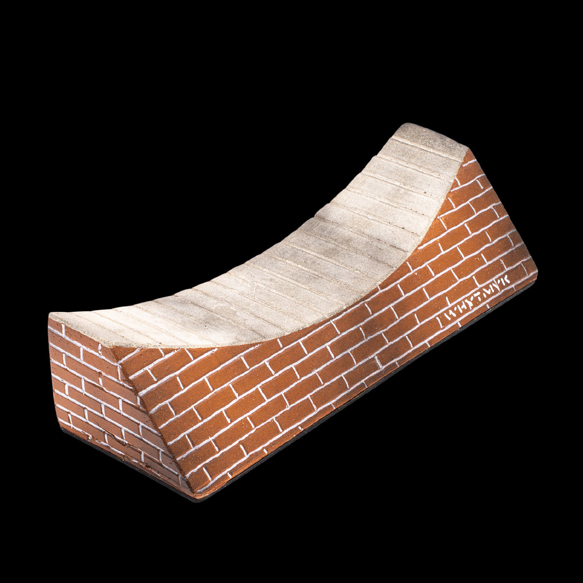 WhytMykConcrete Fingerboard Ramp - Wave Bank