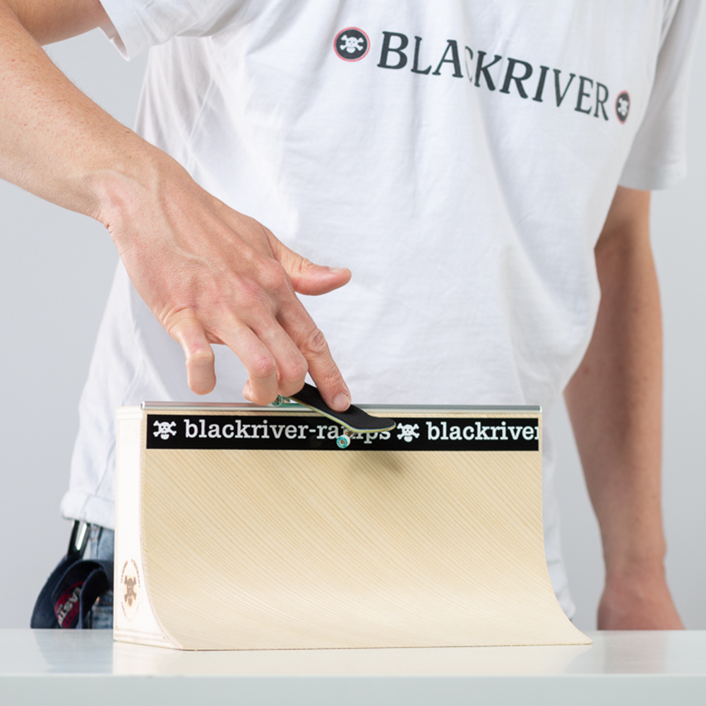 Blackriver Fingerboard Ramps - Wallride