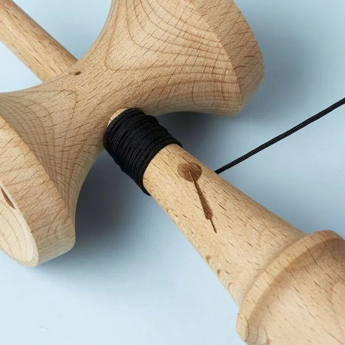 Krom Jacob Acrobat Signature Kendama