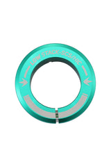 color:teal